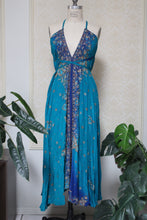 Load image into Gallery viewer, Altair Dress