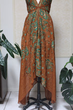 Load image into Gallery viewer, Shahryar Dress