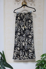 Load image into Gallery viewer, Dark Jungle Trousers